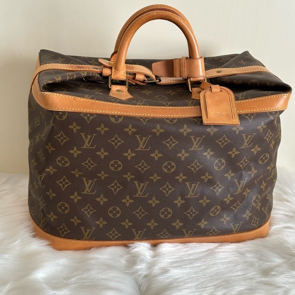Auth LV Cruiser 40 Travel Bag - Picture 1 of 17
